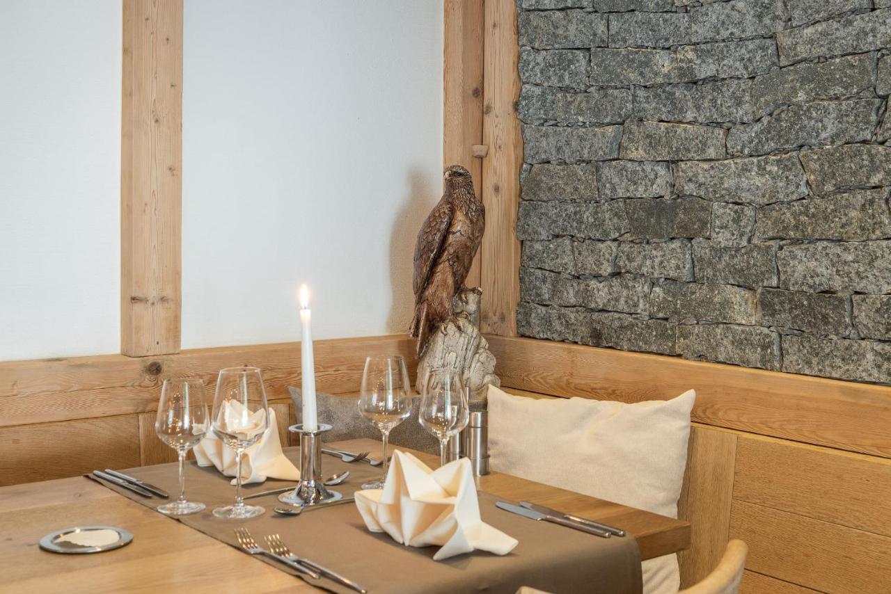 Hotel Crusch Alba Zernez Ngoại thất bức ảnh