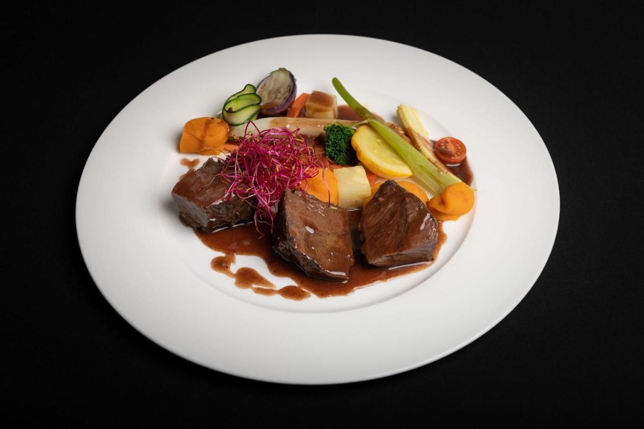 Hotel Crusch Alba Zernez Ngoại thất bức ảnh