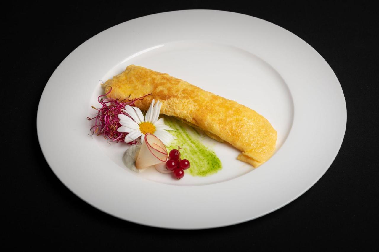 Hotel Crusch Alba Zernez Ngoại thất bức ảnh