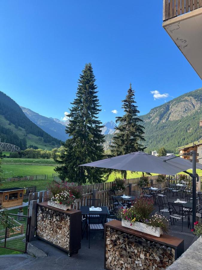 Hotel Crusch Alba Zernez Ngoại thất bức ảnh