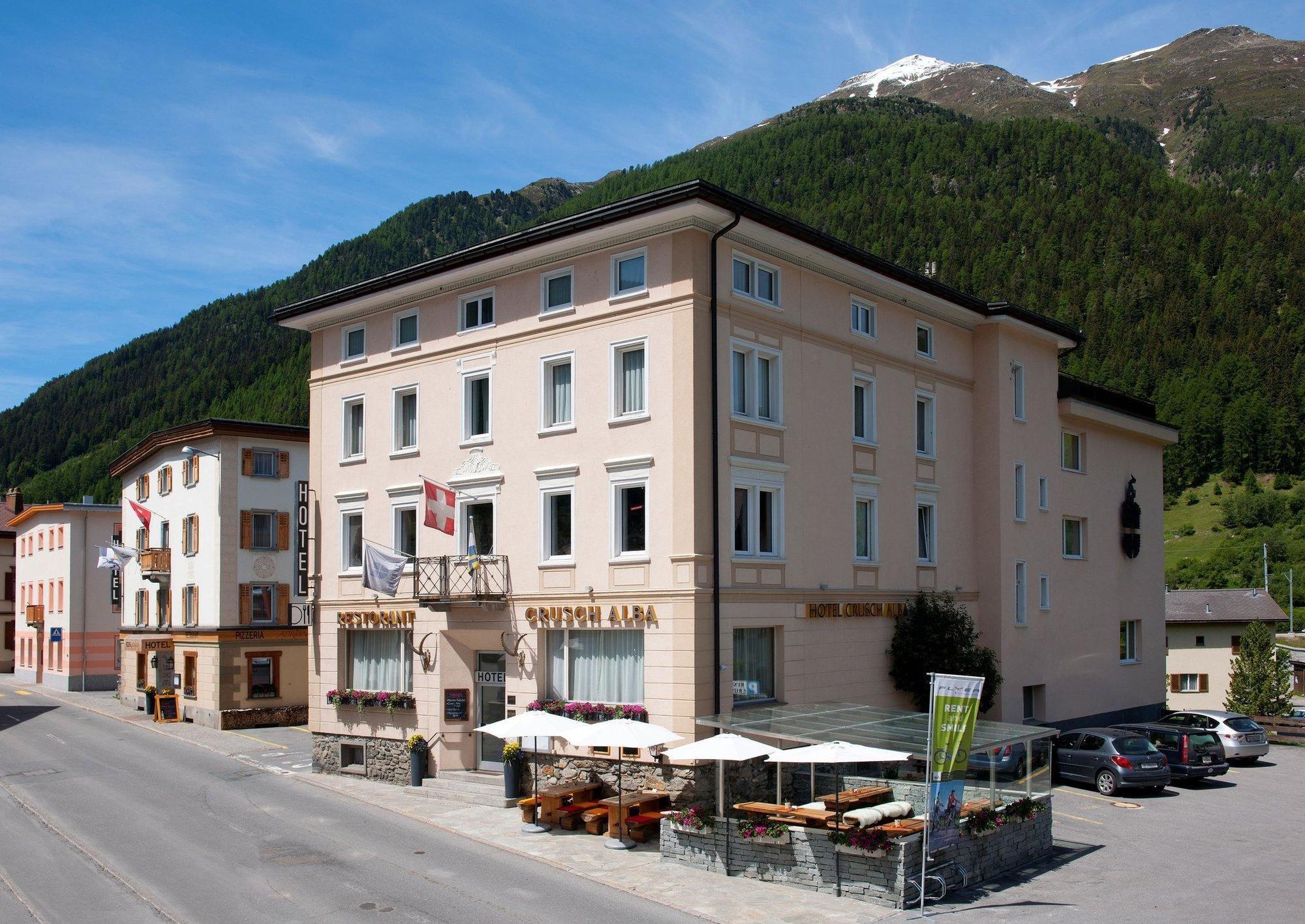 Hotel Crusch Alba Zernez Ngoại thất bức ảnh